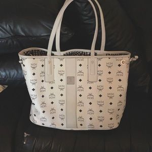 Mcm Tote White no damage/No marks/No pouch